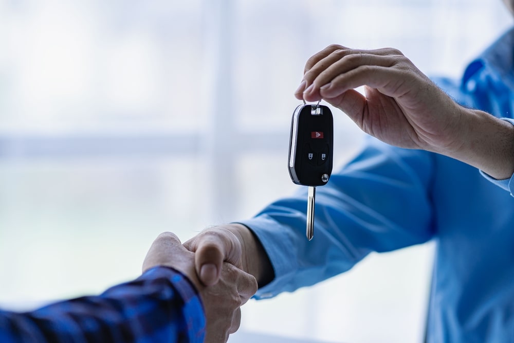 Consejos para comprar un coche Comprar un coche en concesionario
